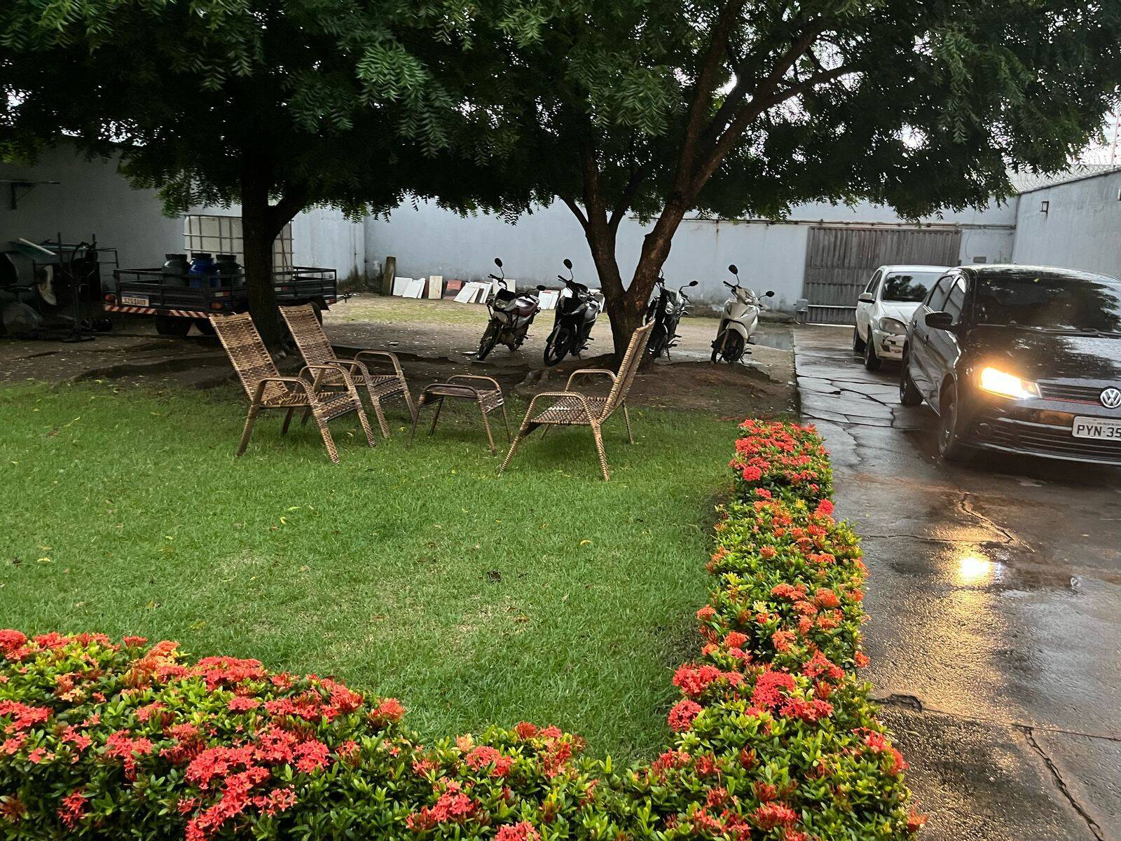 Casa, 3 quartos, 330 m² - Foto 1